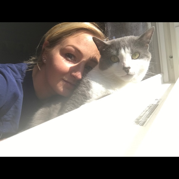 Meet the posher - Picture 2 of 8